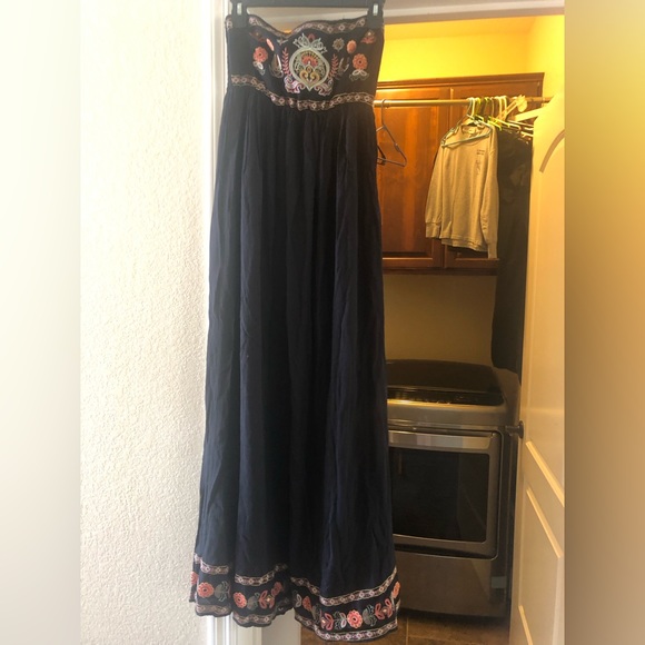 Cute maxi dress - Picture 1 of 4